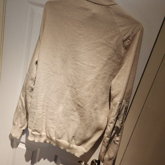 Beige zip vest - Picture 3 of 3